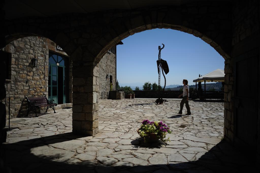 Agriturismo Tenuta Conti Faina Fratta Todina Szoba fotó