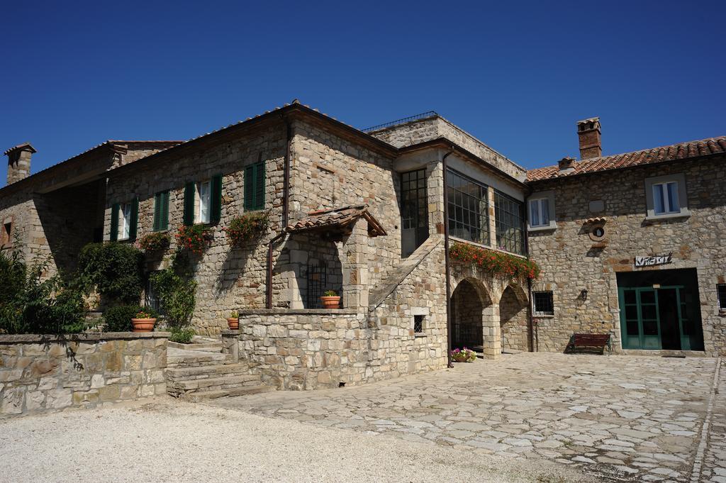 Agriturismo Tenuta Conti Faina Fratta Todina Kültér fotó